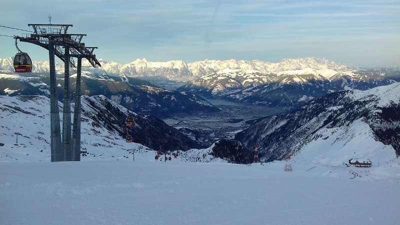 06.jpg - 07. Gletschjet 2 útközben.