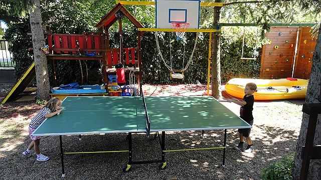 DSC00628.JPG - 2012 a fejlesztés éve lesz, most már a gyerekek  tervei alapján.