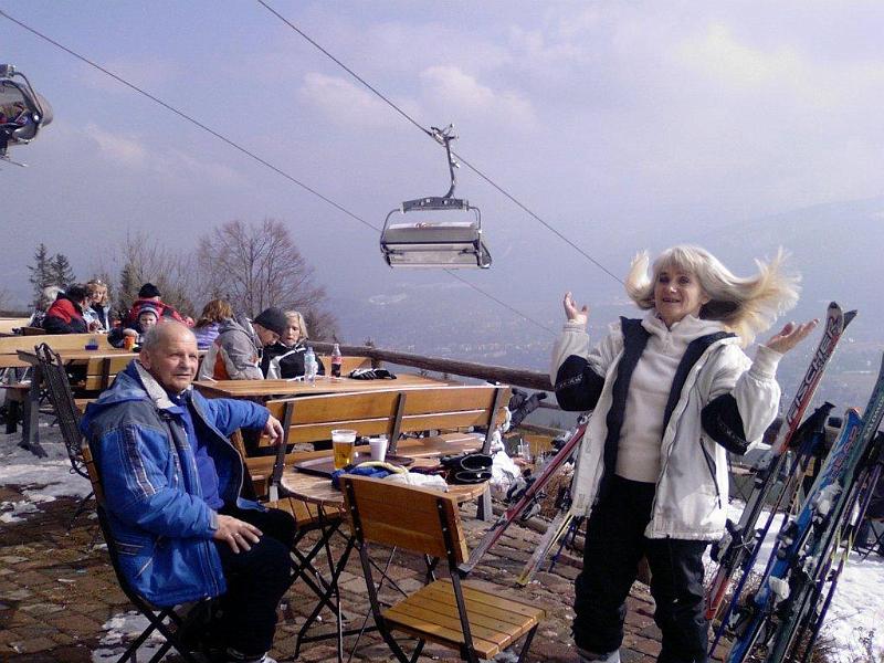 24.jpg - "Hebda Pro"- A tökéletes hajsapon.  "Hebda Pro"-doskonały szampon do włosów.