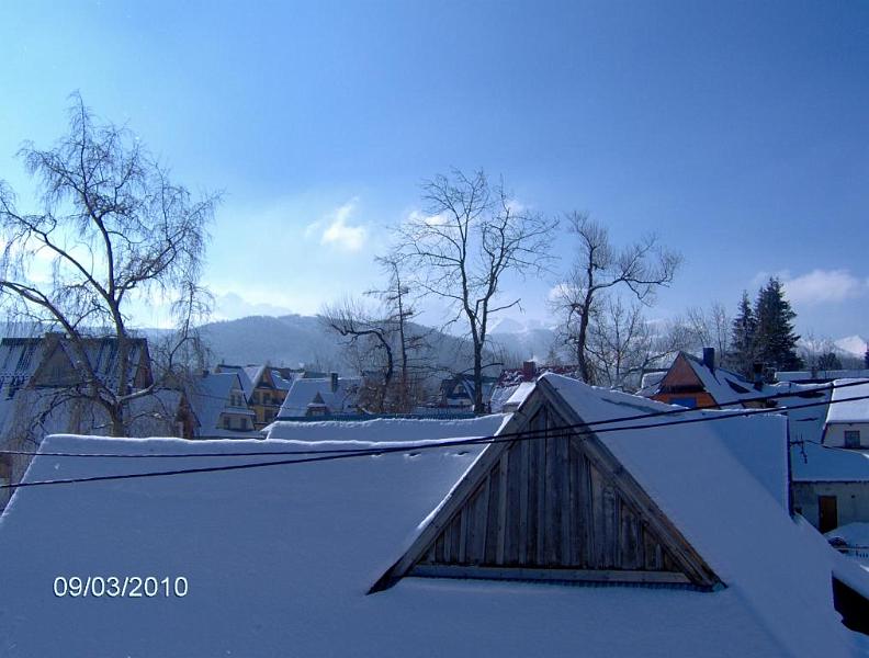 005.JPG - Panoráma az ablakunkból.